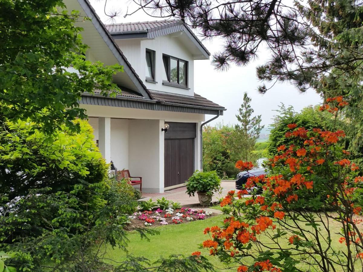 Gaestehaus Sonnenhuegel Möhnesee Стая снимка
